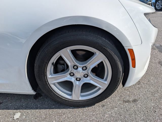 Used 2020 Chevrolet Camaro LT image 14
