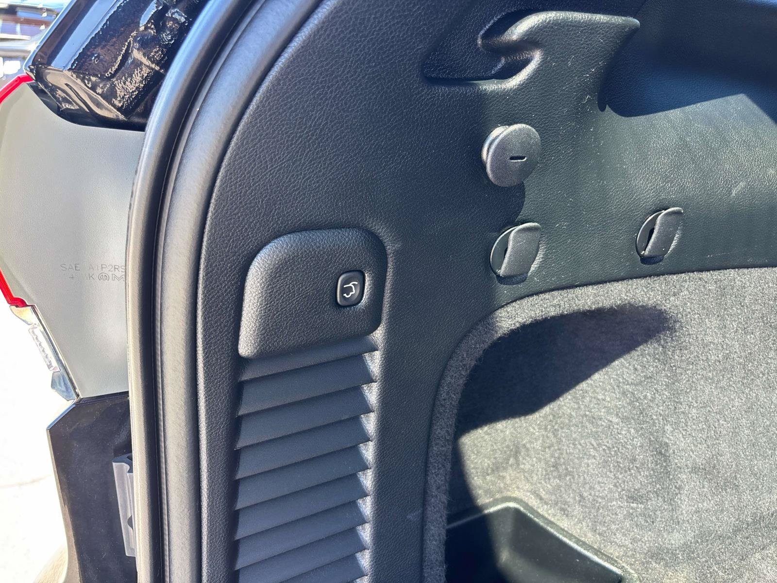 Certified 2018 Jeep Grand Cherokee Limited AWD/4WD image 17