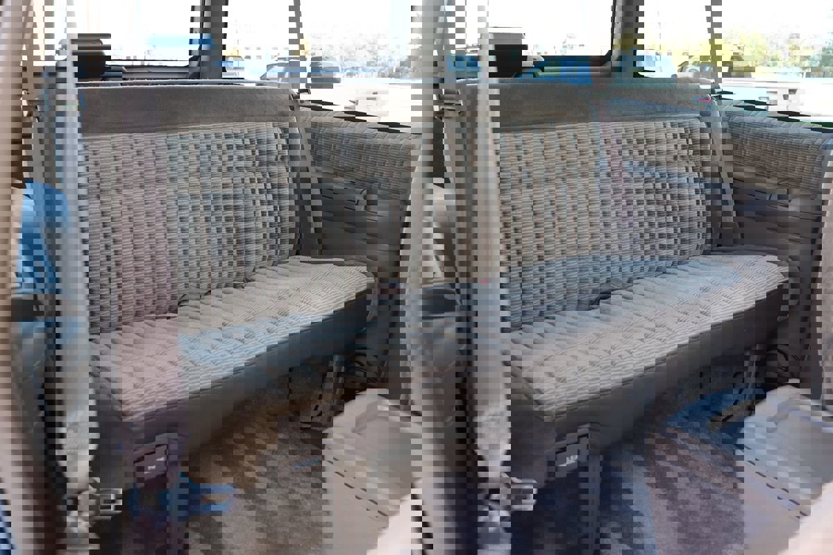 Used 1994 GMC Yukon 4WD 2-Door image 93