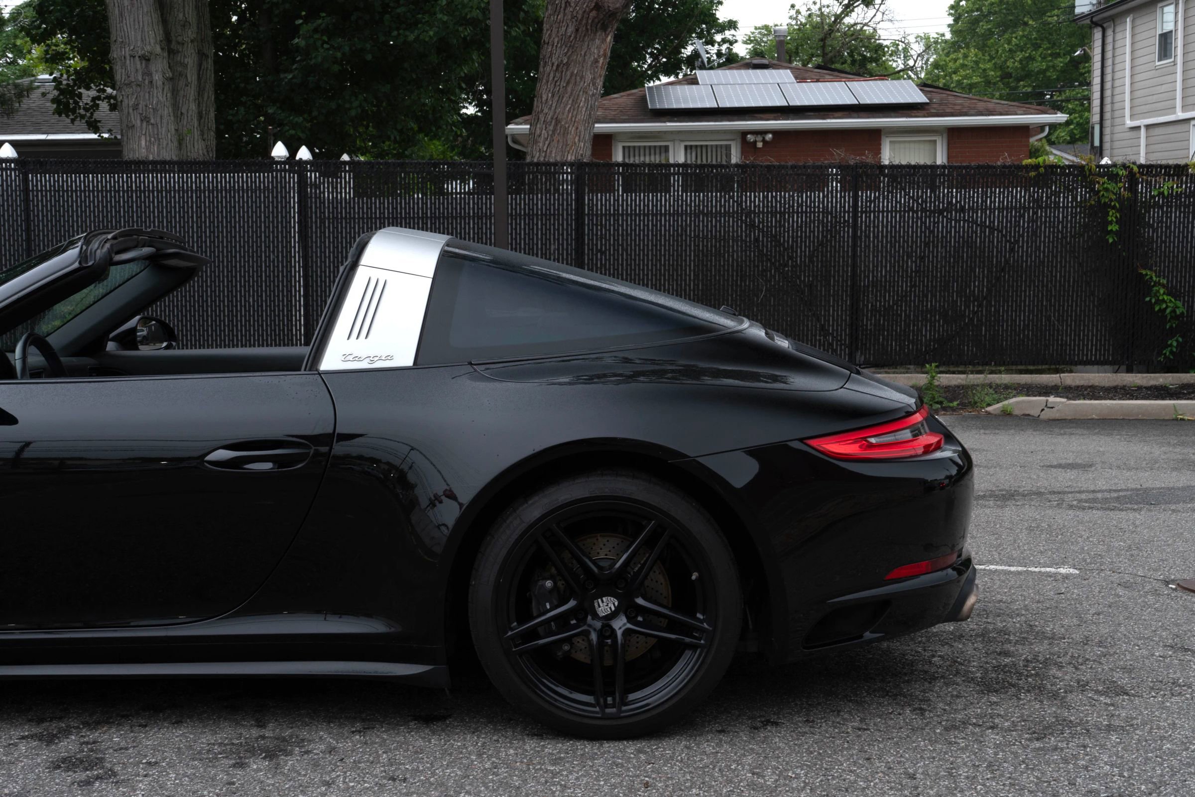 Used 2018 Porsche 911 Targa 4 image 18