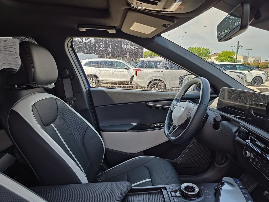 Certified 2025 Kia EV6 GT-Line AWD/4WD image 39