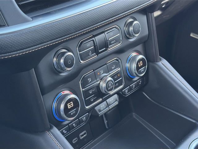 Used 2023 GMC Yukon XL AT4 w/ AT4 Premium Plus Package image 31