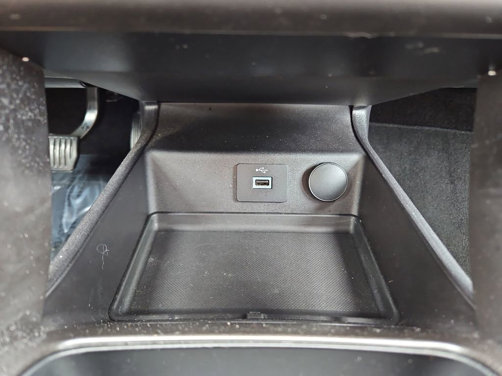 Used 2018 Ford Fusion S image 19