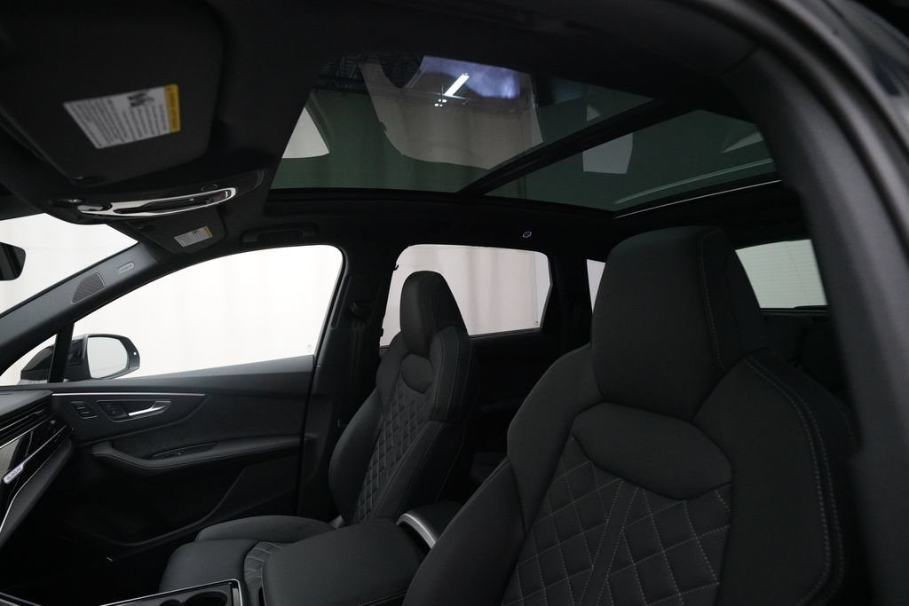 New 2026 Audi SQ7 Prestige AWD/4WD image 33