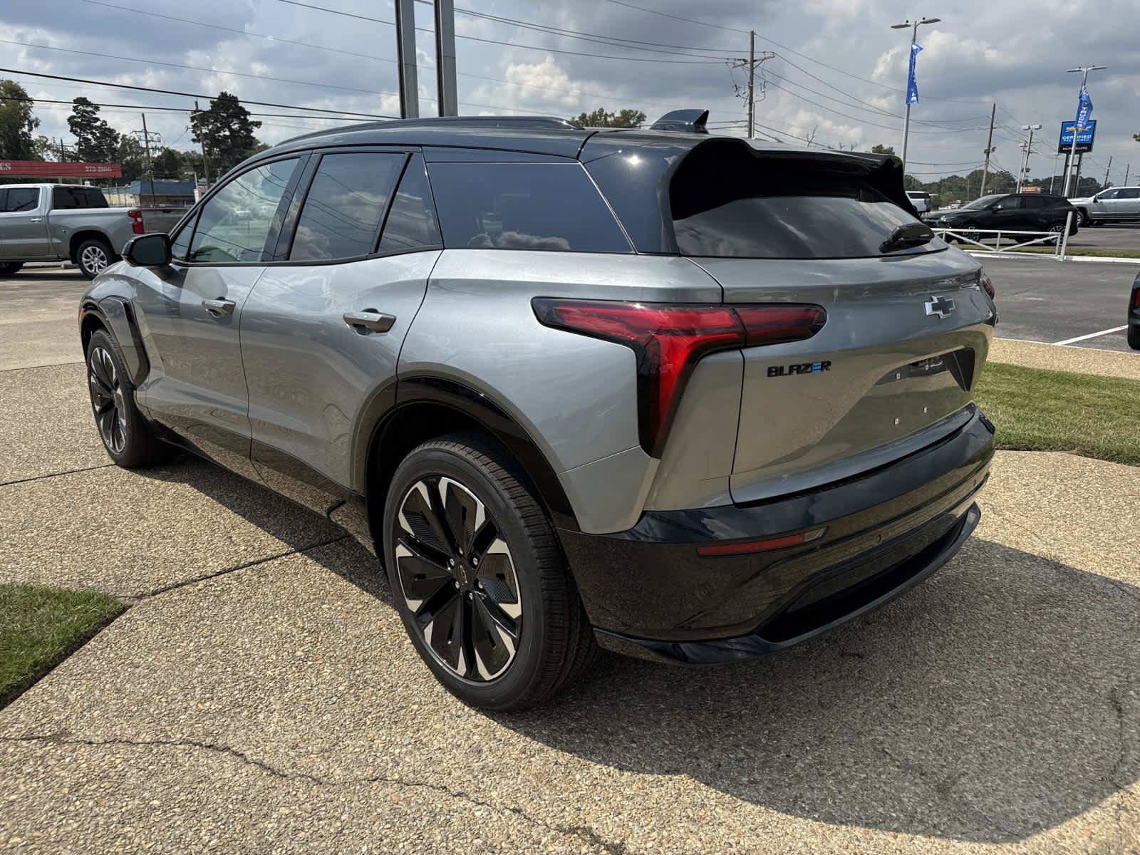 New 2026 Chevrolet Blazer EV RS FWD image 4
