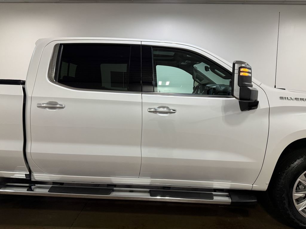 Used 2021 Chevrolet Silverado 1500 LTZ w/ LTZ Premium Package AWD/4WD image 34