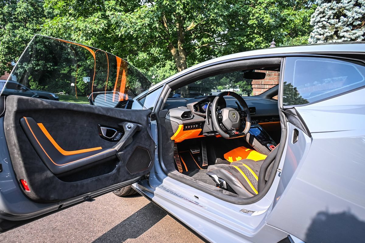 Used 2024 Lamborghini Huracan Tecnica RWD image 10