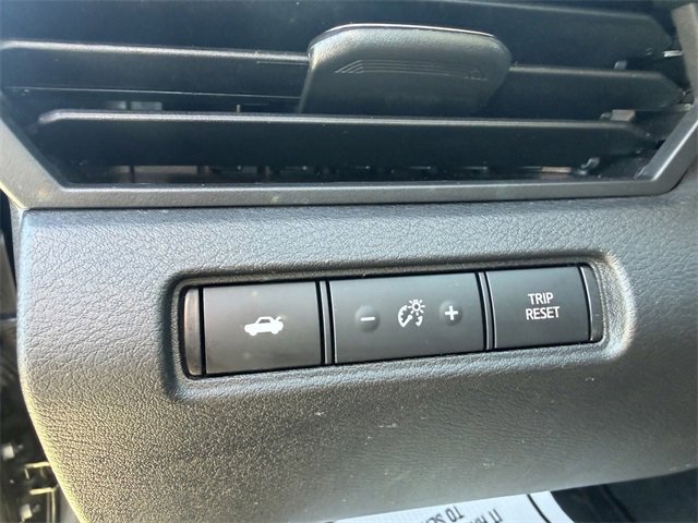 Used 2024 Nissan Altima 2.5 SV image 19