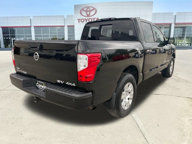 Used 2018 Nissan Titan SV w/ SV Convenience Package AWD/4WD image 5