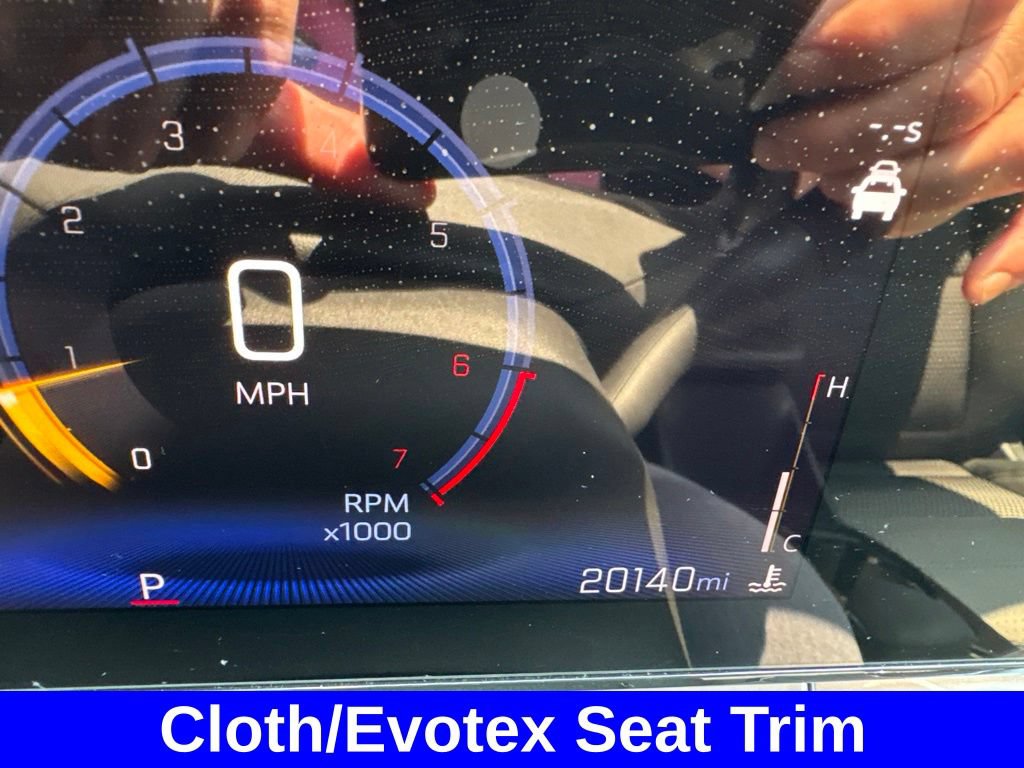 Used 2024 Chevrolet Trax LT w/ Driver Confidence Package FWD image 19