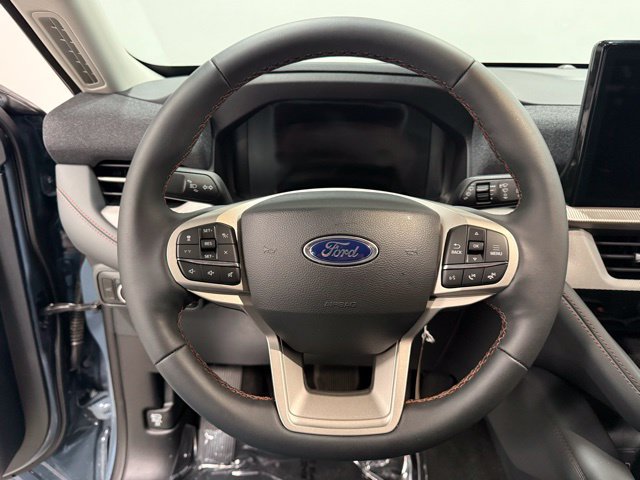 New 2026 Ford Explorer Active RWD image 13