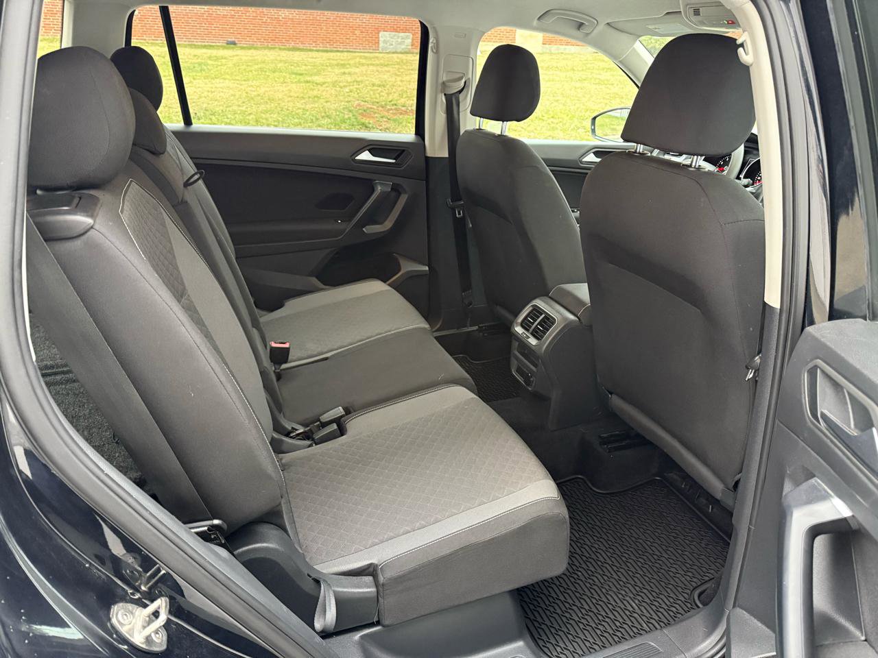 Used 2021 Volkswagen Tiguan S FWD image 21