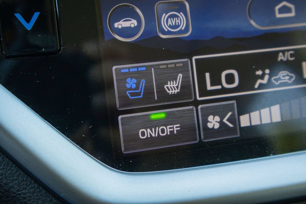 Used 2023 Subaru Ascent Touring AWD/4WD image 22