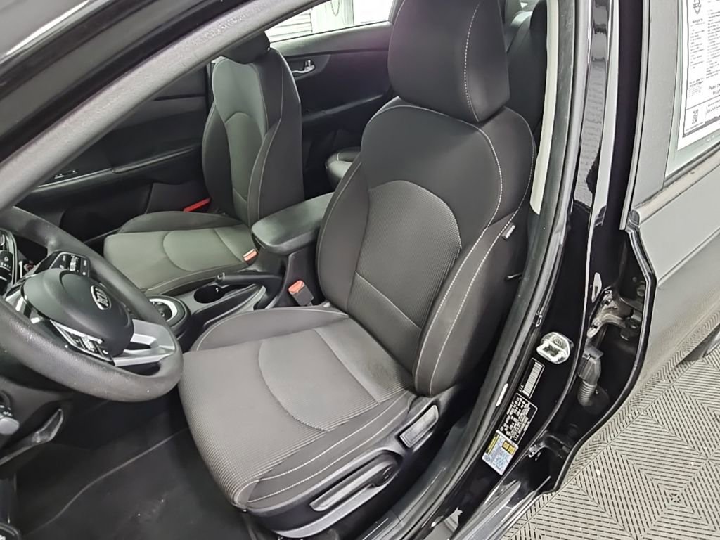 Used 2019 Kia Forte LXS image 25