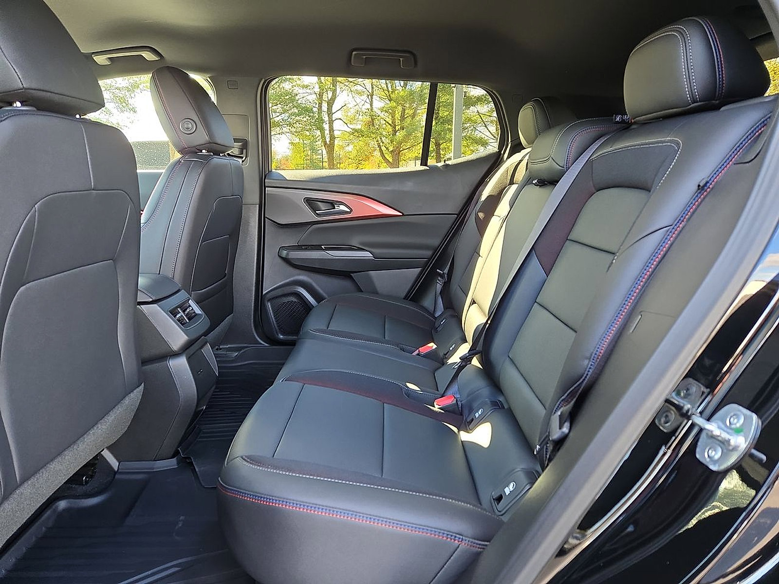 New 2026 Chevrolet Equinox EV RS image 13