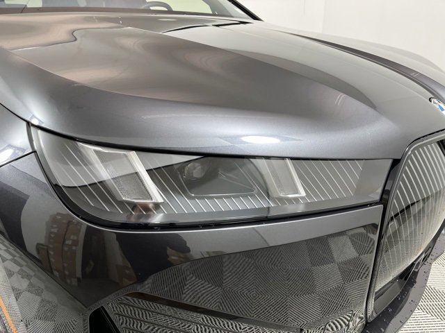 New 2026 BMW iX xDrive60 w/ Premium Package image 18