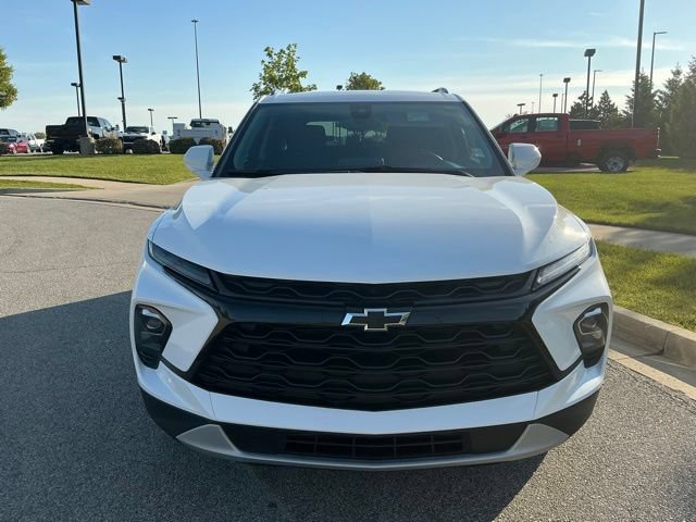 Used 2024 Chevrolet Blazer LT w/ Convenience Package FWD image 9