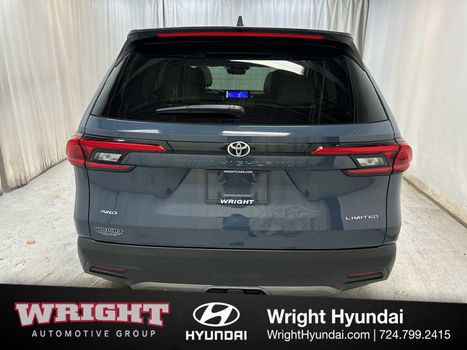 Used 2024 Toyota Grand Highlander Limited image 5