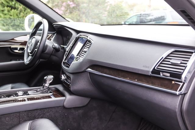 Used 2018 Volvo XC90 T6 Momentum w/ Convenience Package image 54