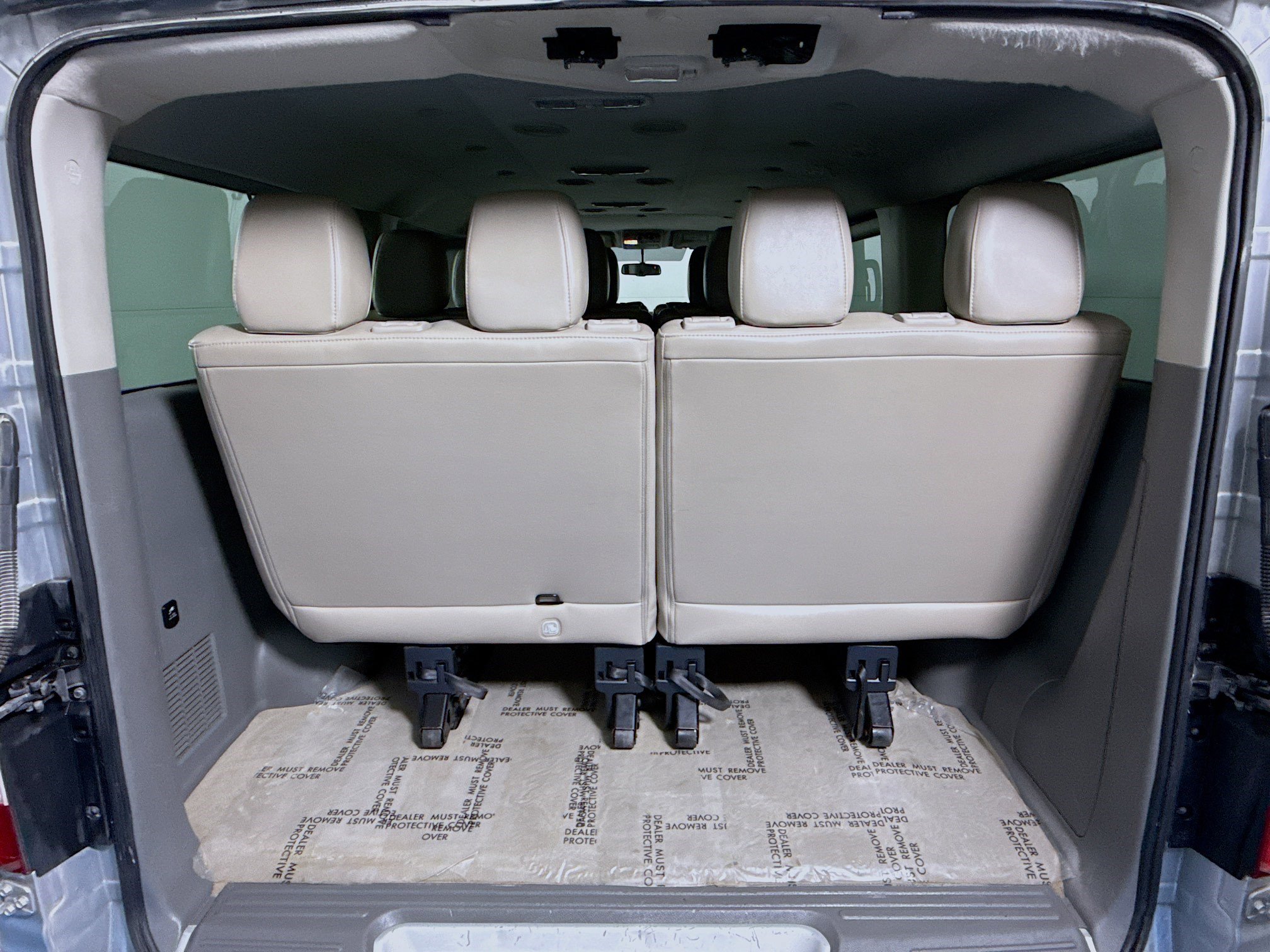 Used 2018 Nissan NV 3500 SL image 33