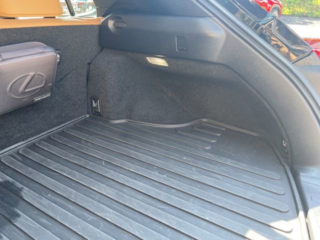 Used 2023 Lexus UX 250h AWD w/ Premium Package image 37