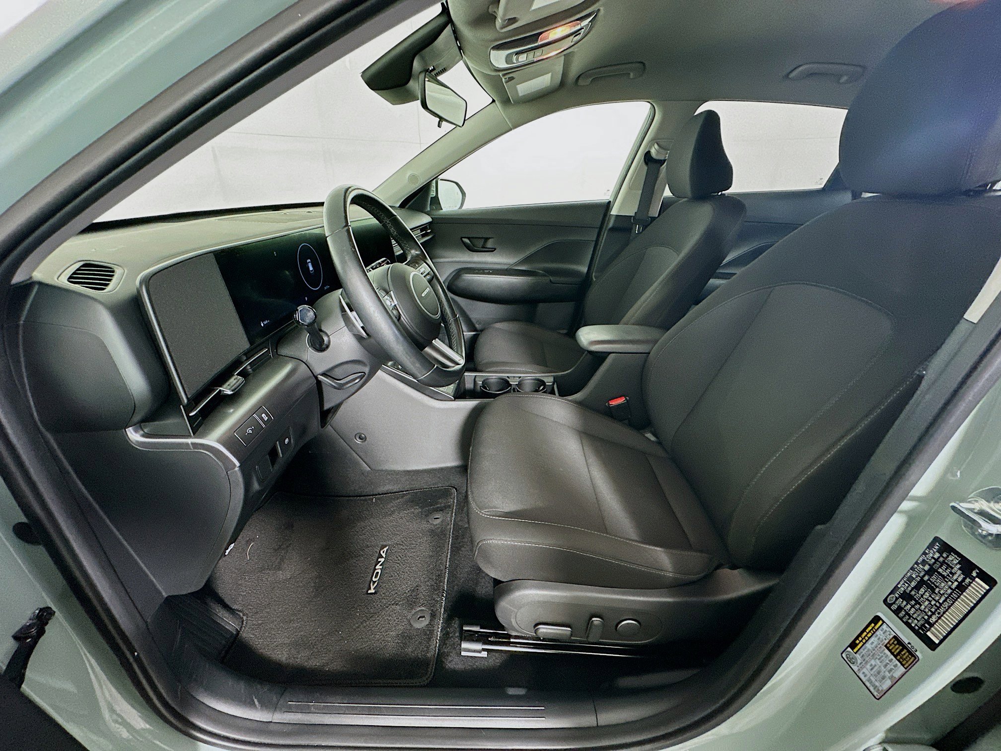 Used 2024 Hyundai Kona SEL FWD image 13