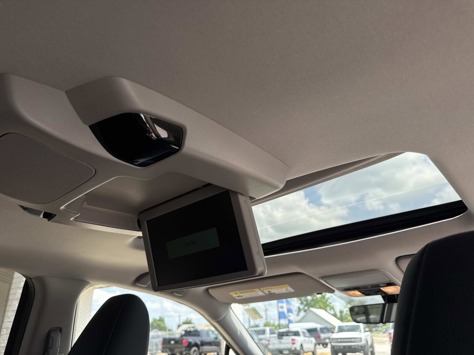 Used 2020 Honda Pilot Touring image 10