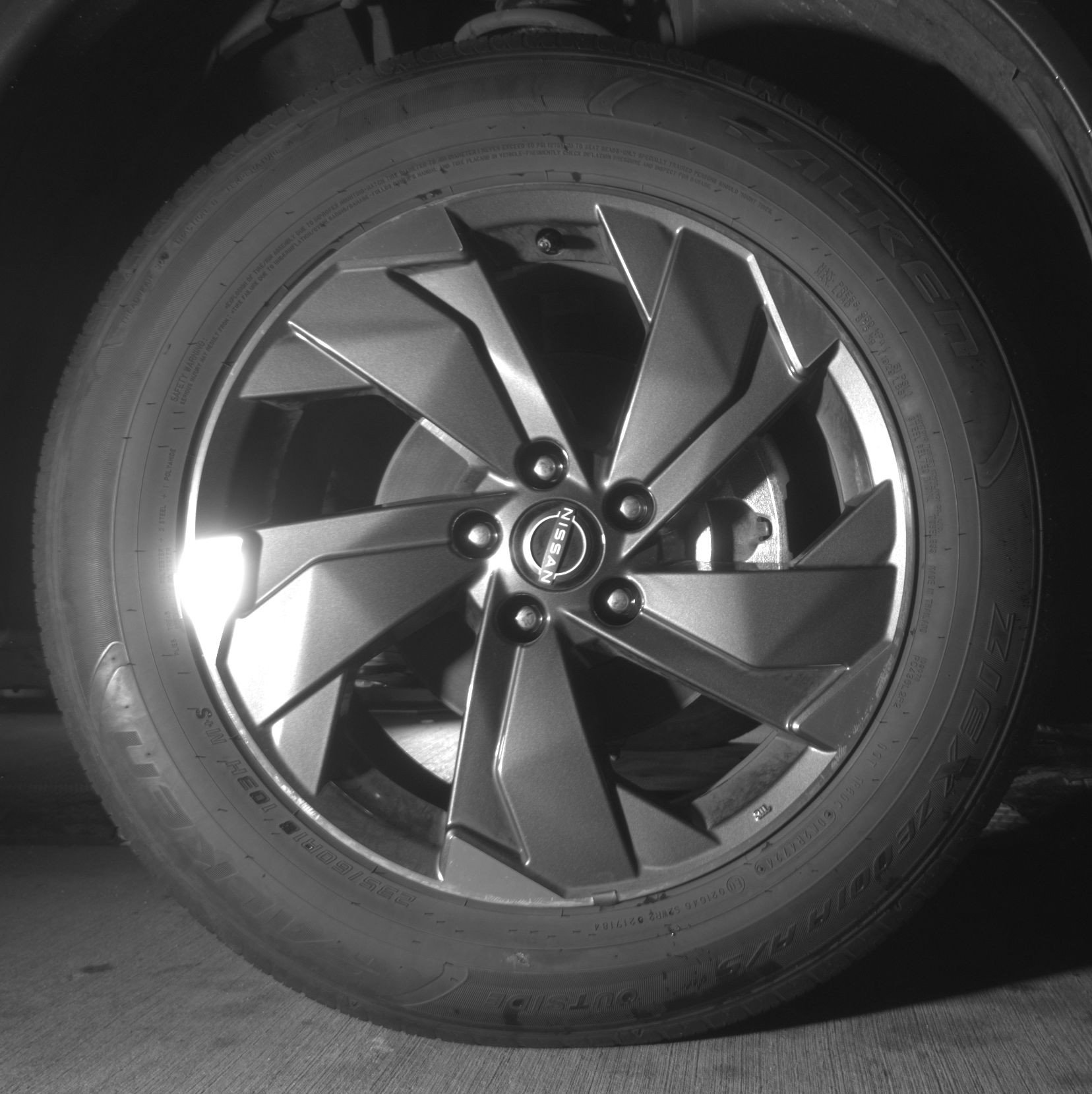 Used 2025 Nissan Rogue SV image 13