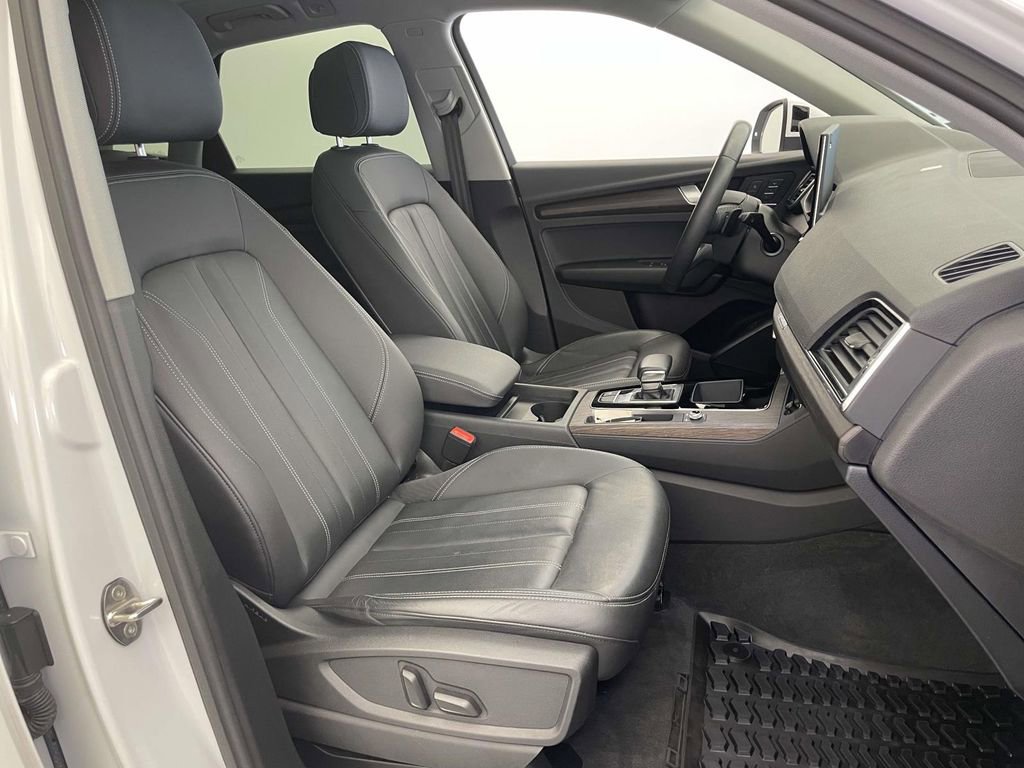 Certified 2023 Audi Q5 2.0T Premium w/ Convenience Package AWD/4WD image 23