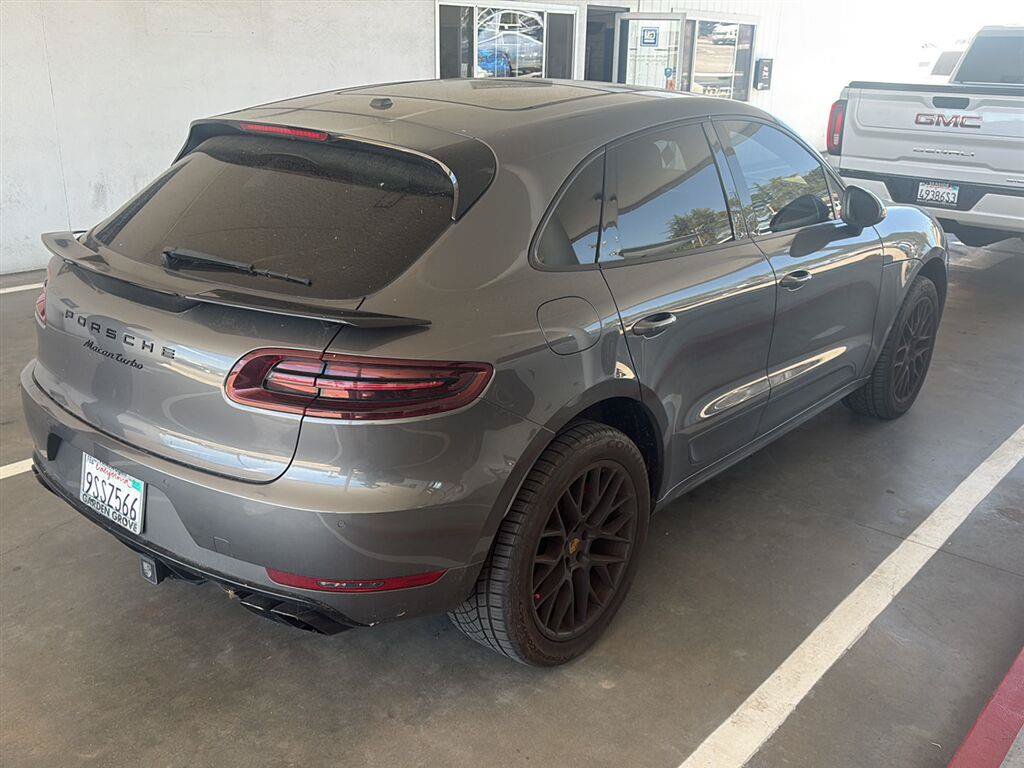 Used 2015 Porsche Macan Turbo AWD/4WD image 7