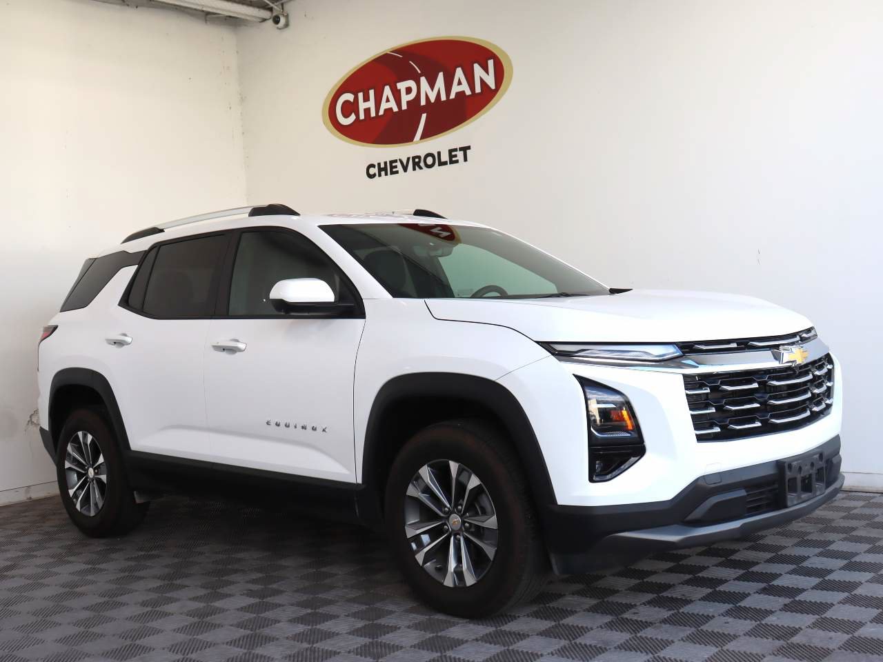 Certified 2025 Chevrolet Equinox LT w/ Convenience Package II AWD/4WD image 1