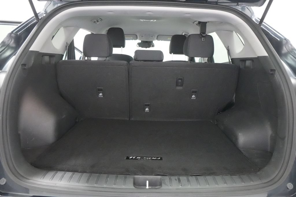 Used 2021 Hyundai Tucson AWD image 19