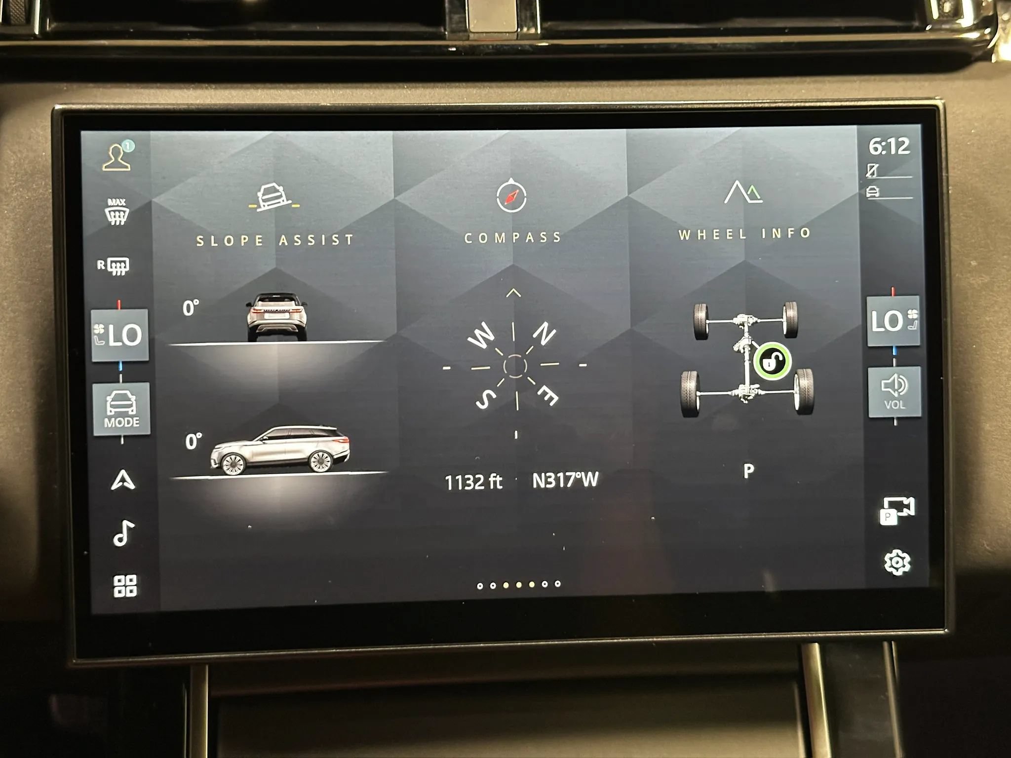 Used 2024 Land Rover Range Rover Velar Dynamic SE AWD/4WD image 33