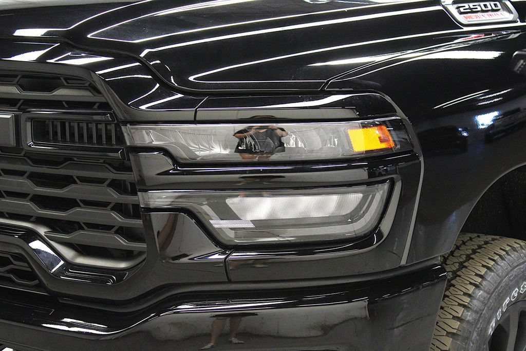 New 2026 RAM 2500 Big Horn AWD/4WD image 42