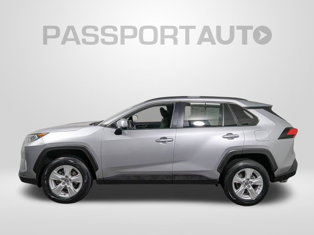 Used 2021 Toyota RAV4 XLE w/ Convenience Package image 2