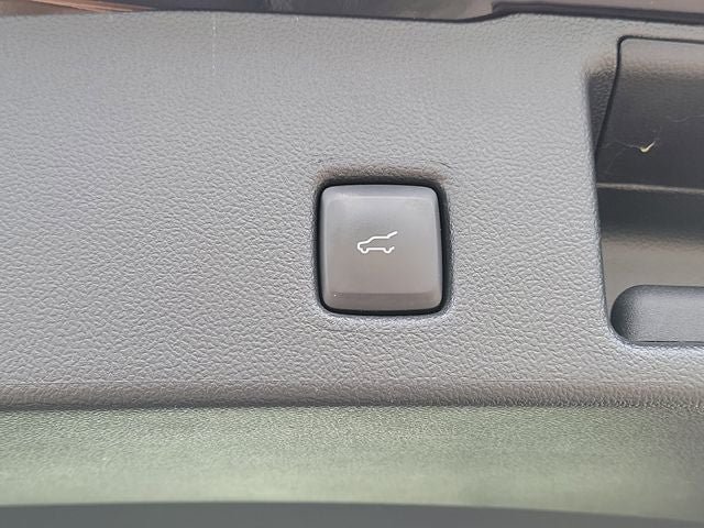 Used 2023 Ford Escape ST-Line w/ Tech Pack #1 AWD/4WD image 27