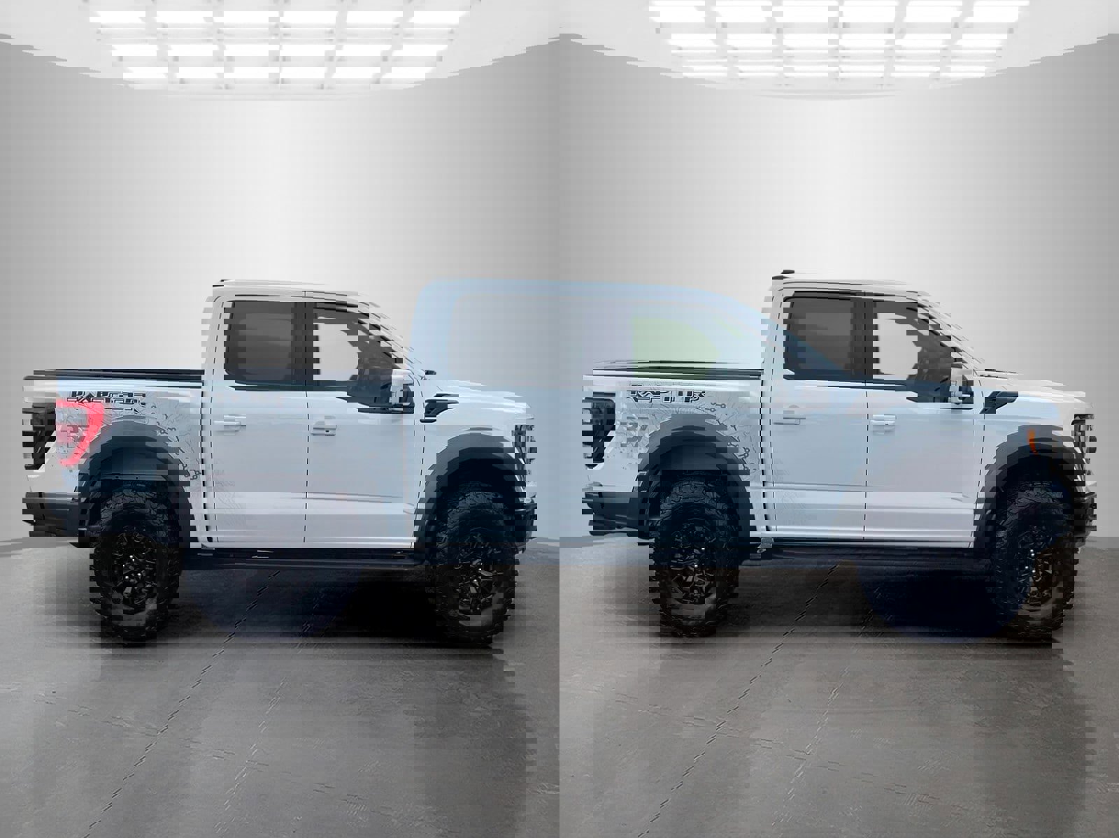 Used 2023 Ford F150 Raptor w/ Raptor 37 Performance Package AWD/4WD image 3