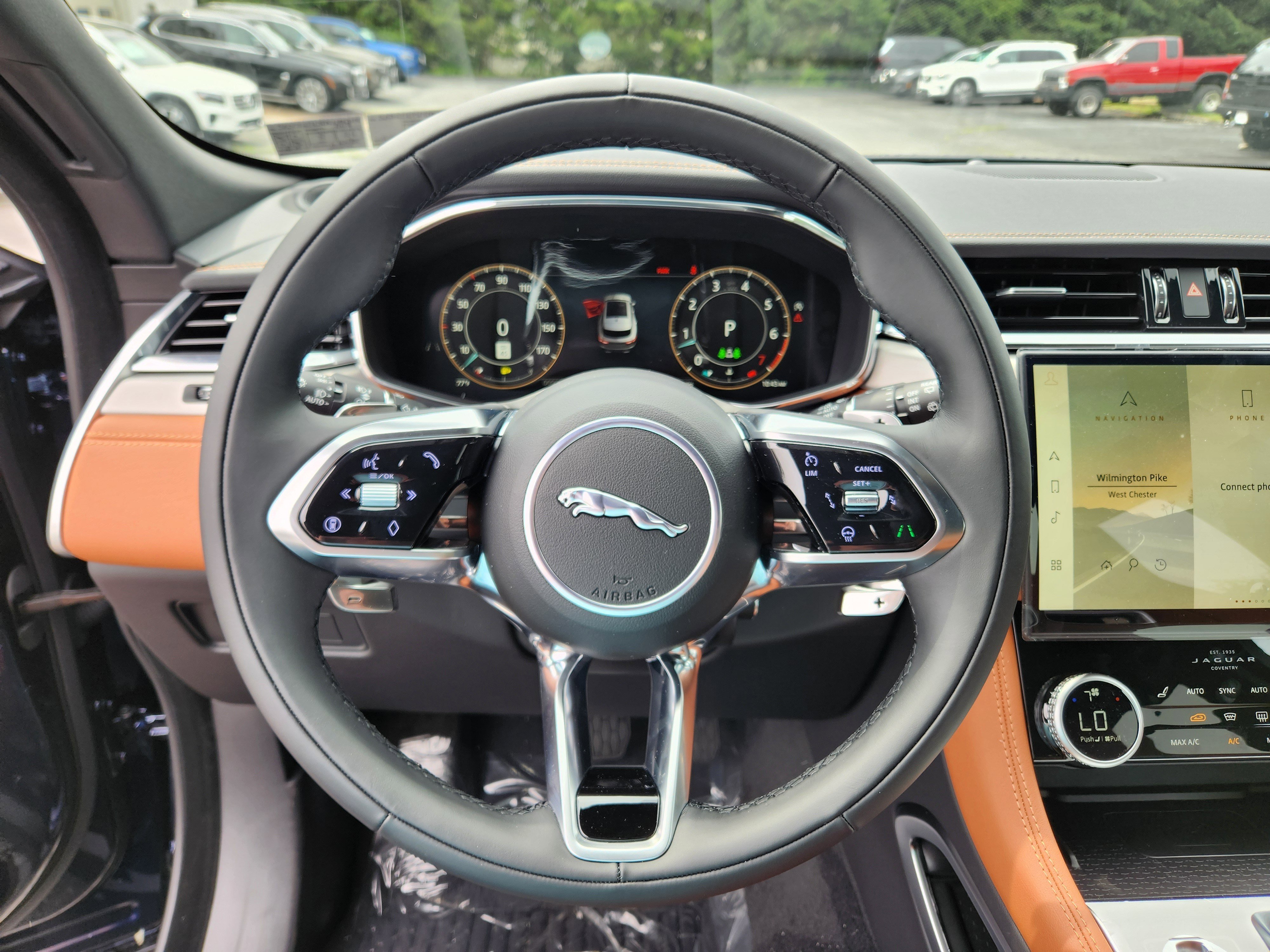 New 2026 Jaguar F-PACE R-Dynamic S image 13