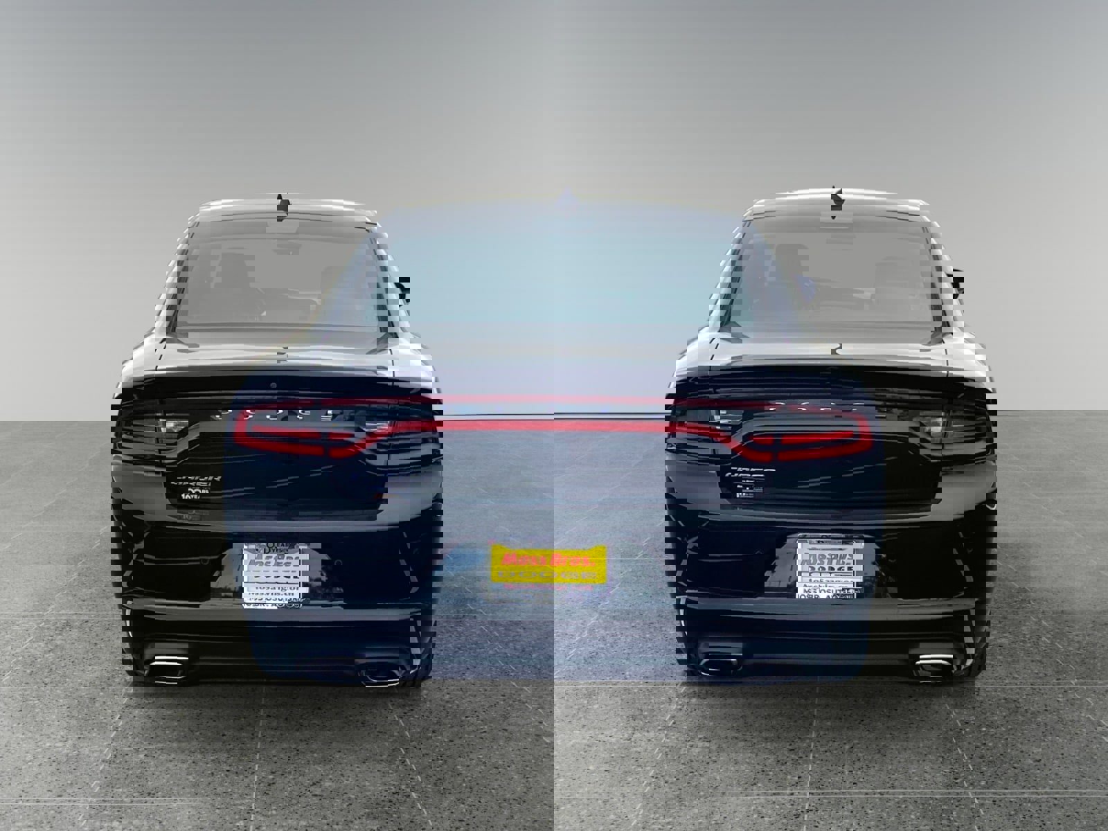 Used 2023 Dodge Charger SXT image 4