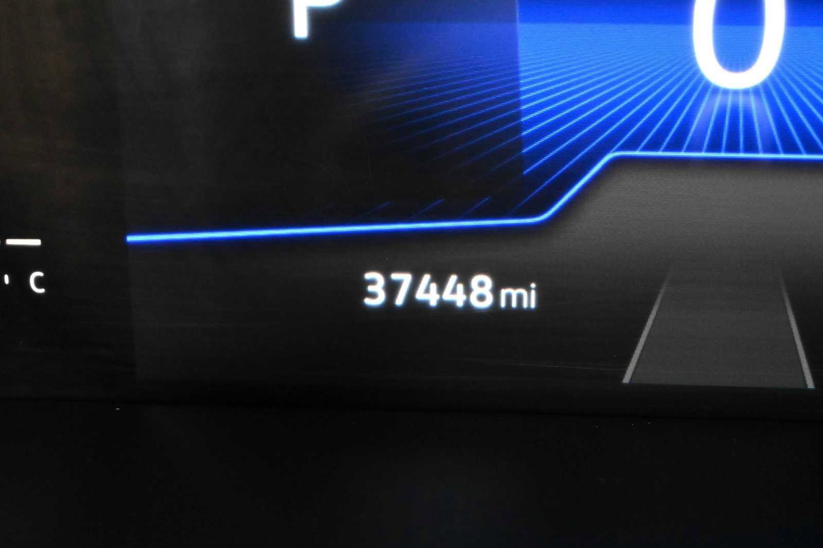 Certified 2022 Volkswagen Tiguan SE FWD image 21