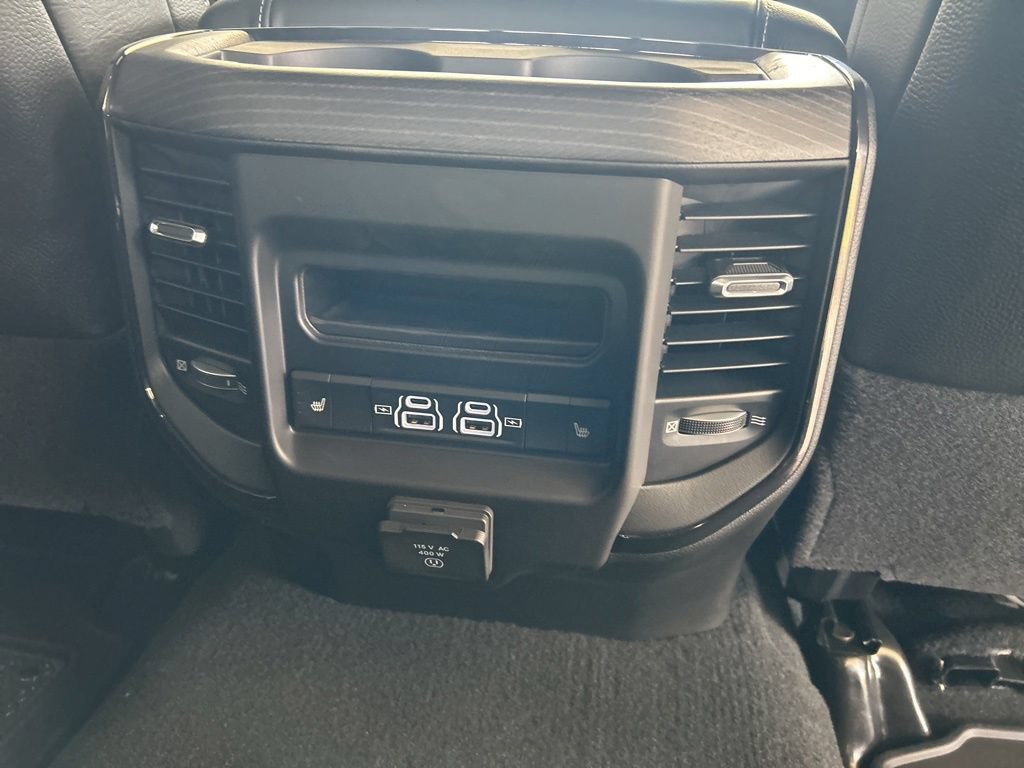 Used 2023 RAM 2500 Limited AWD/4WD image 37