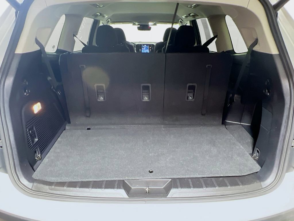 Used 2023 Subaru Ascent Premium w/ Convenience Package image 22