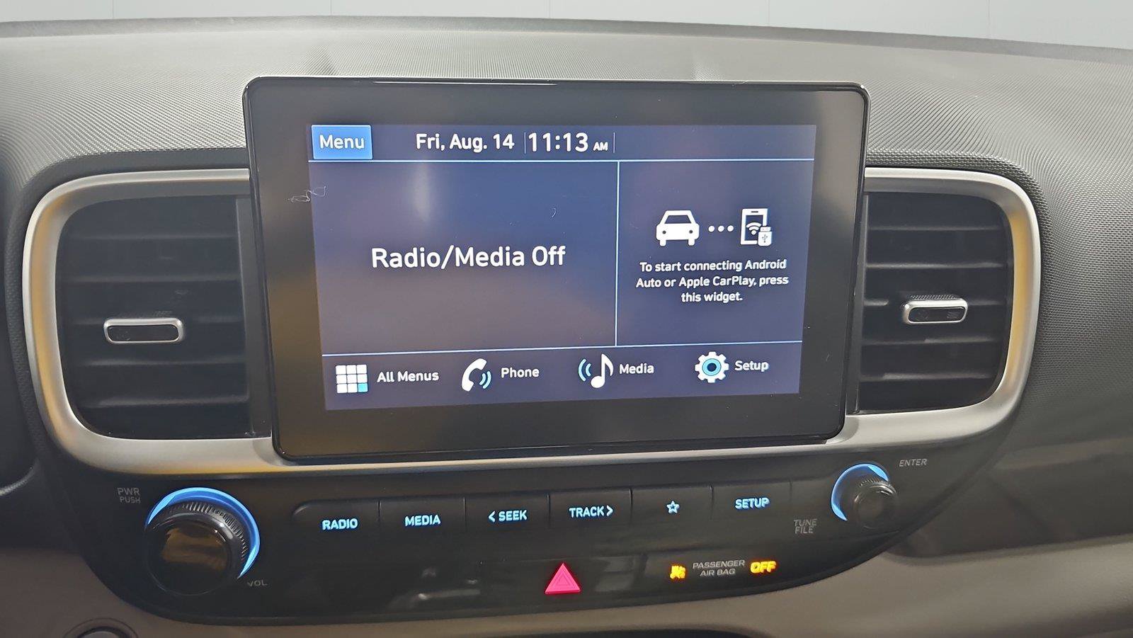 Certified 2025 Hyundai Venue SEL FWD image 16