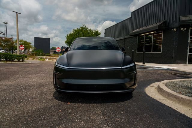 Used 2026 Tesla Model Y 2WD image 3