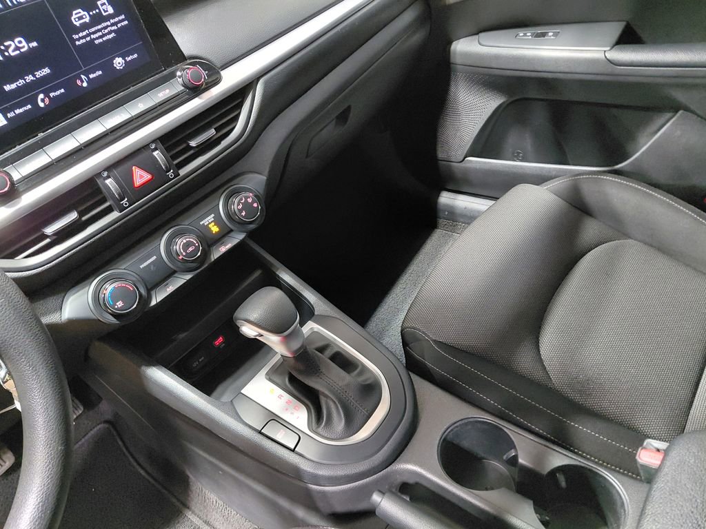 Used 2023 Kia Forte LXS image 28