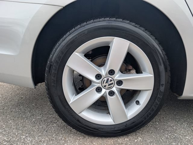 Used 2013 Volkswagen Jetta TDI FWD image 25