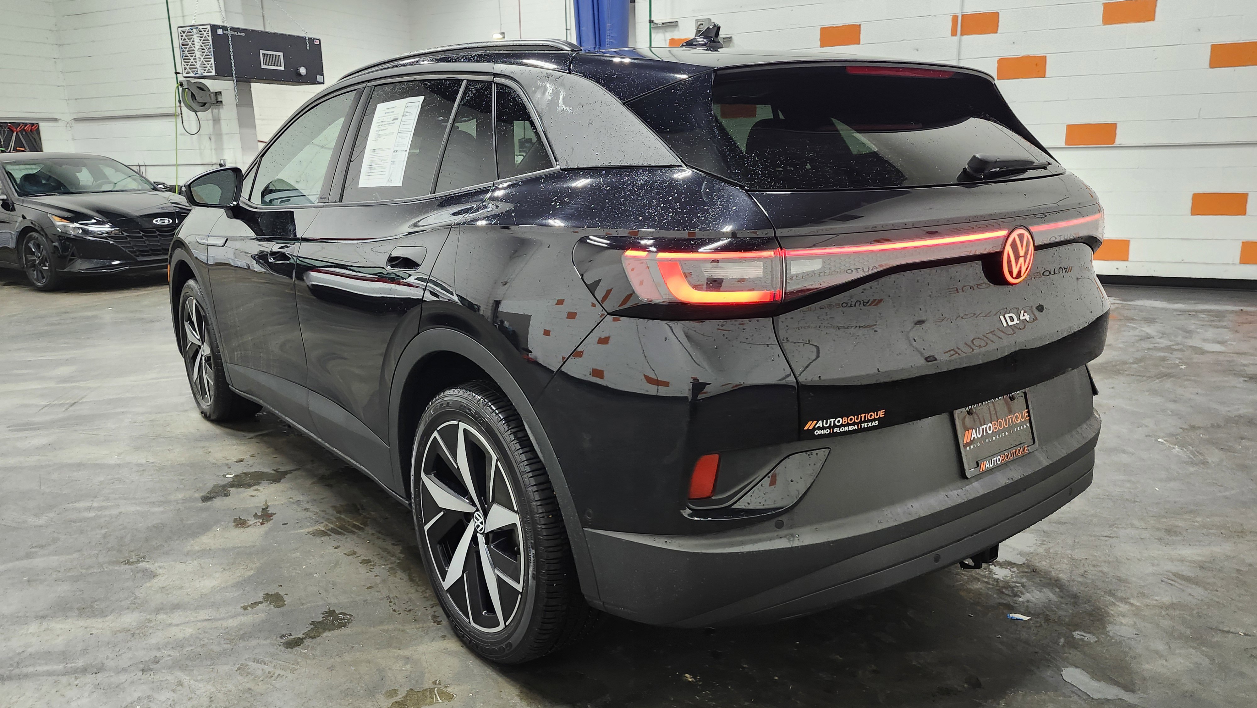 Used 2023 Volkswagen ID.4 Pro S image 16