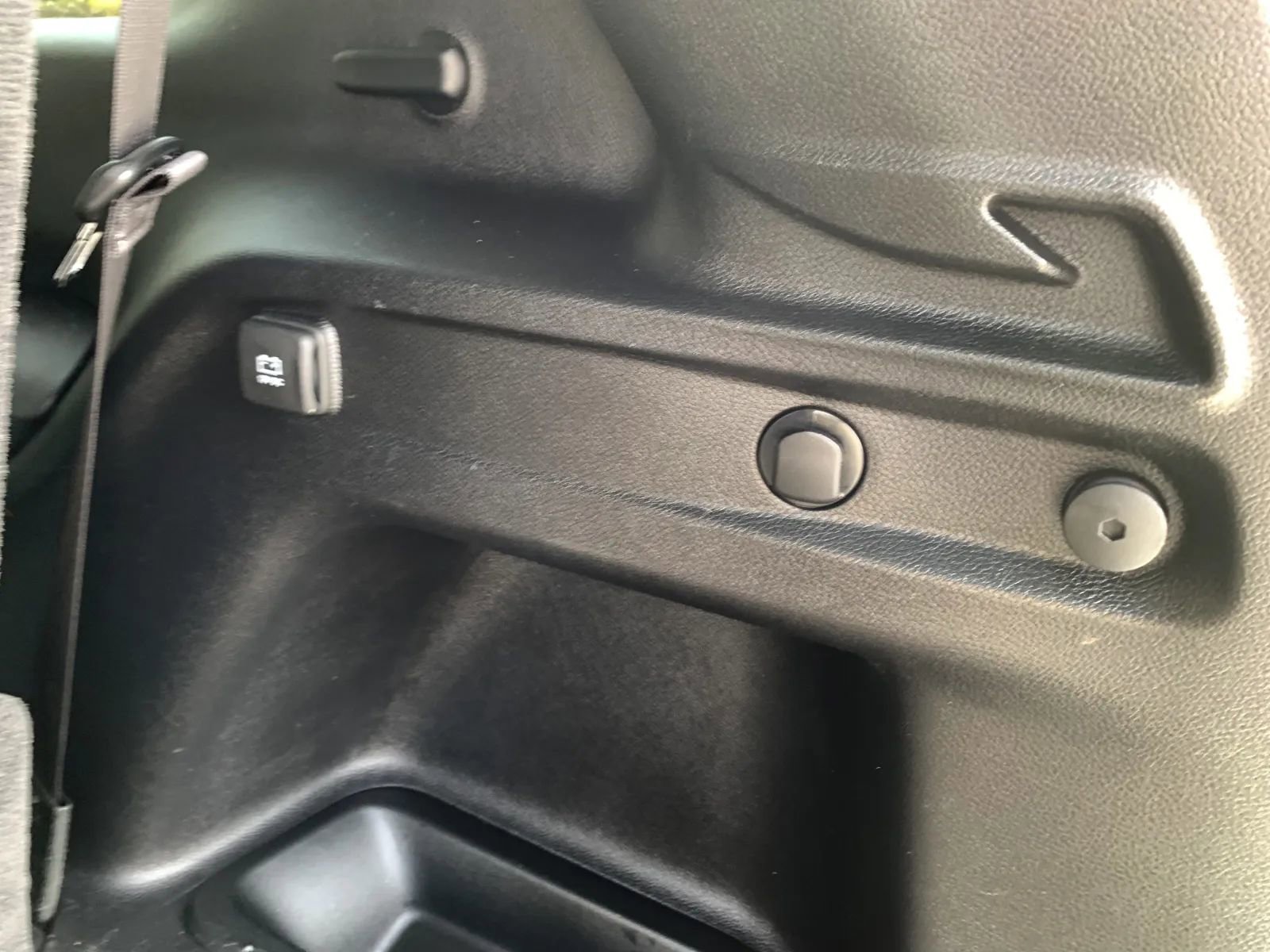 Used 2021 Jeep Grand Cherokee L Limited RWD image 35