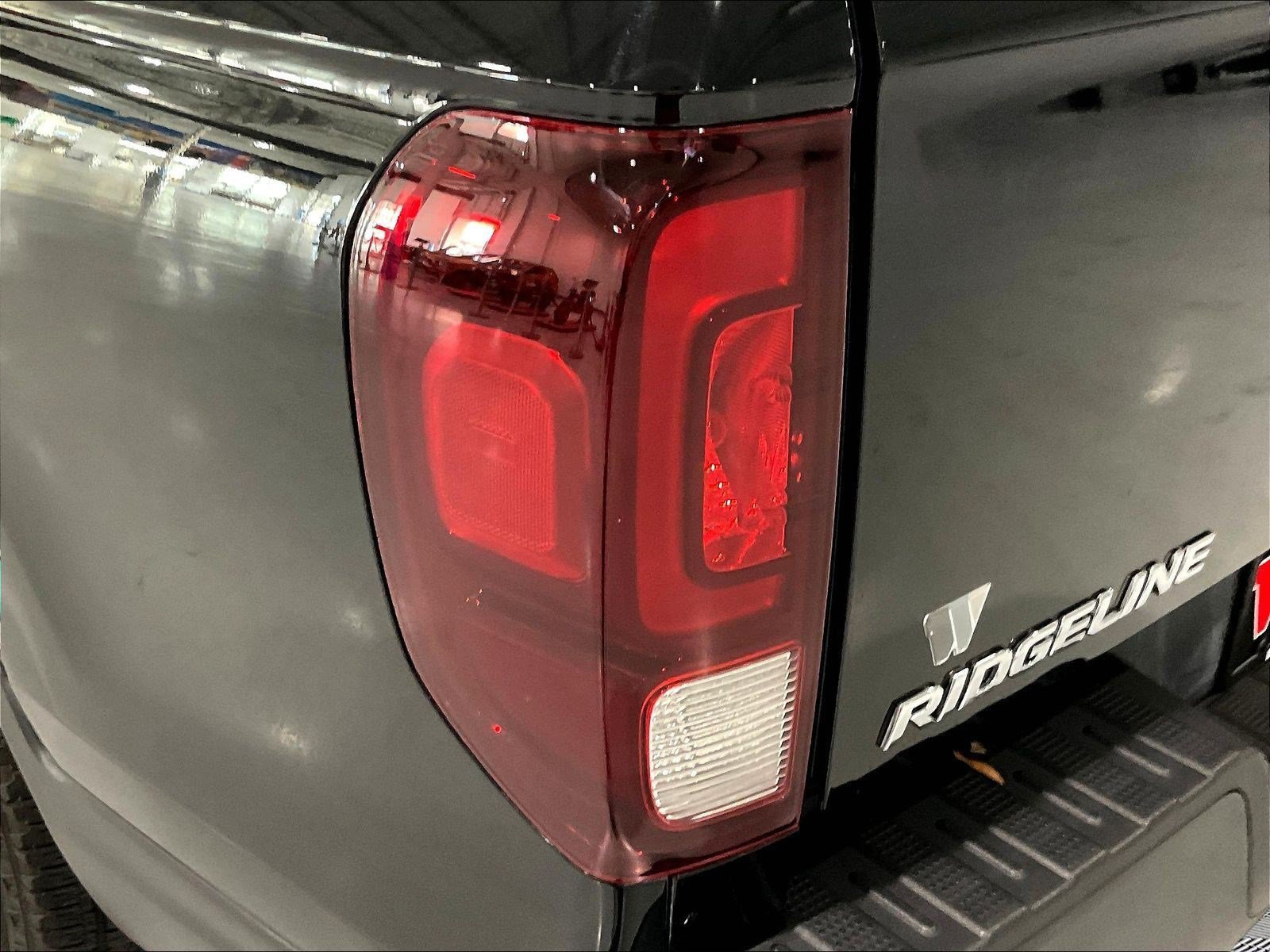 Used 2021 Honda Ridgeline Sport image 24