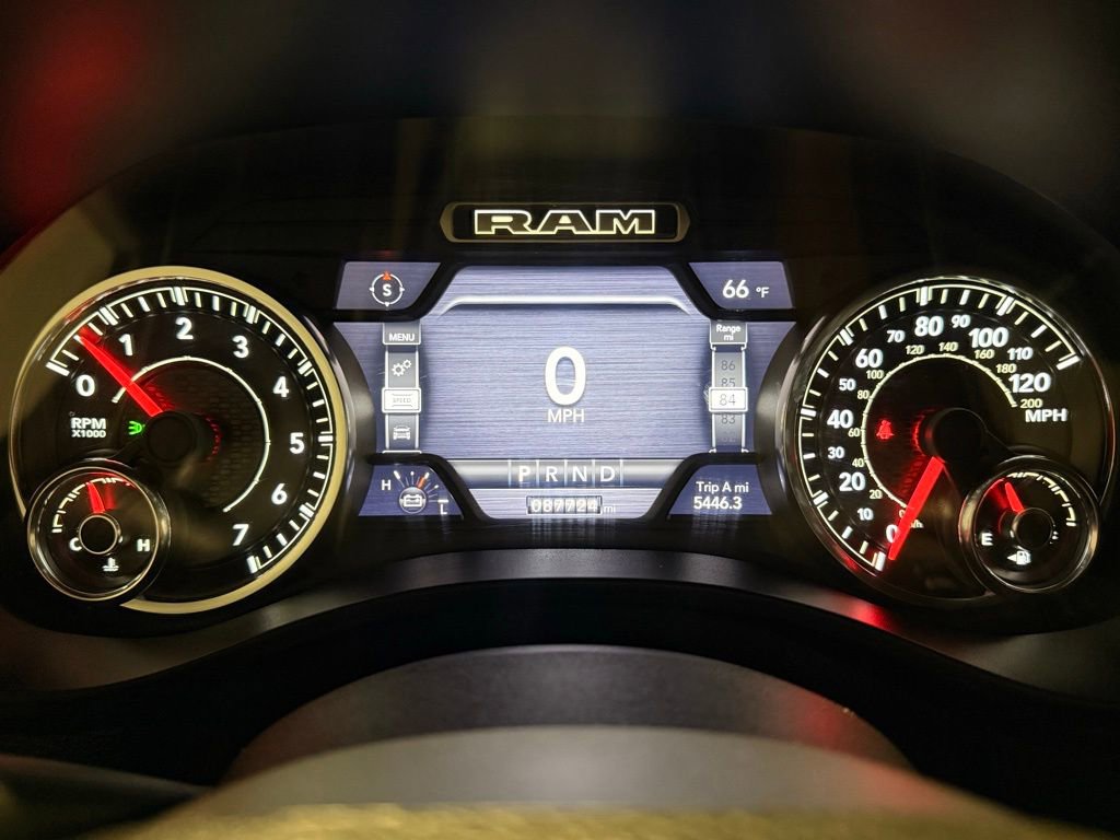 Used 2019 RAM 1500 Laramie image 20